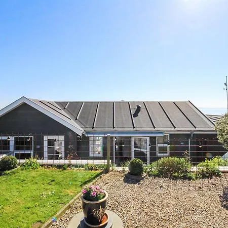 Ferienhaus Grim - 5m From The Sea By Interhome